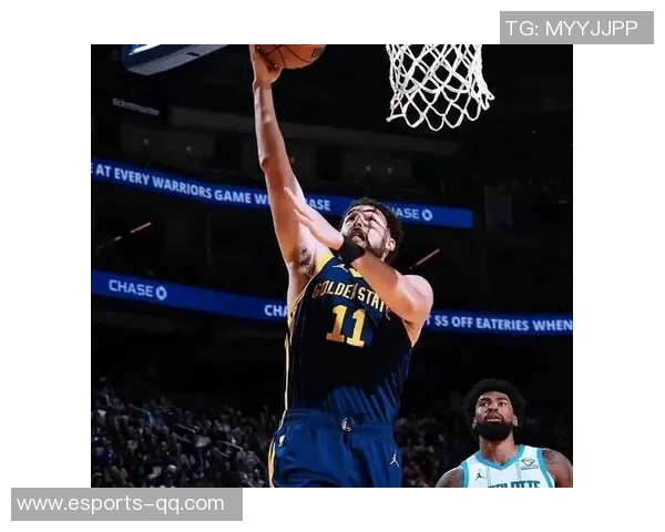 罗林斯进攻端显著提升投射水平逐渐稳定引关注 罗林斯进攻端显著提升投射水平逐渐稳定引关注