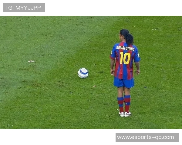 今日趣图：90分钟任意球大比拼你会选择梅西C罗小贝还是B费来主罚